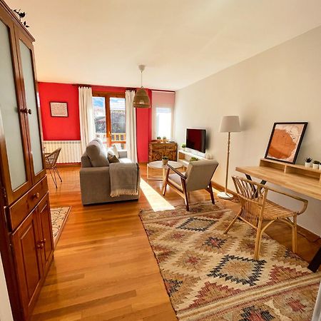 Apartamento Familiar En El Centro De Benasque Con Terraza Kültér fotó