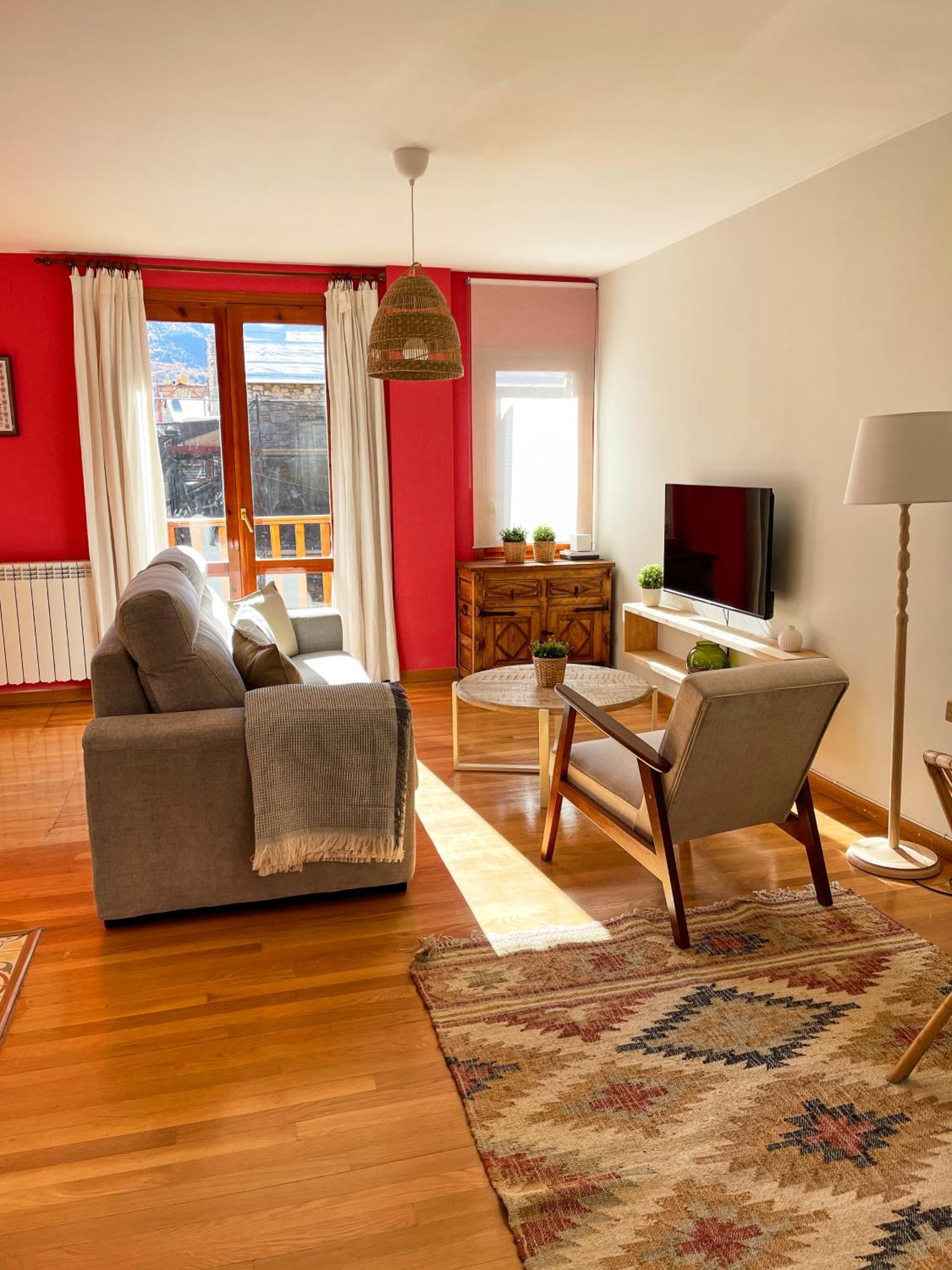 Apartamento Familiar En El Centro De Benasque Con Terraza Kültér fotó