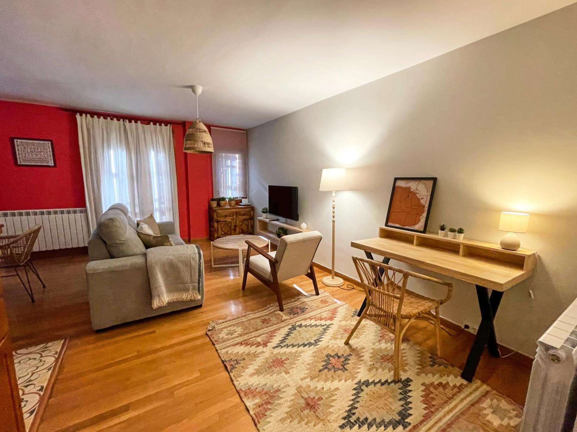 Apartamento Familiar En El Centro De Benasque Con Terraza Kültér fotó